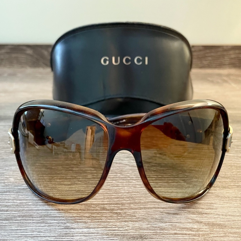 Gucci sunglasses